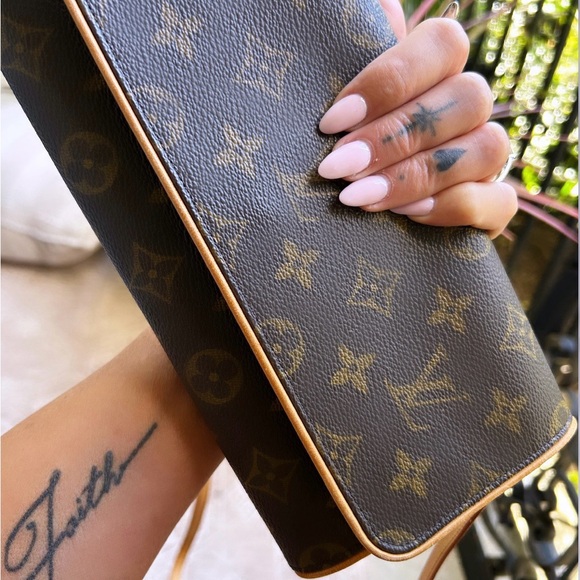 Louis Vuitton twin GM - Picture 8 of 9